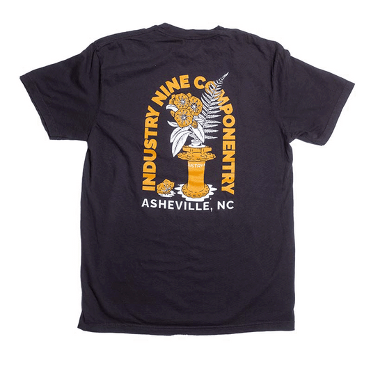 Hydra2 Floral Hub Vase T-Shirt