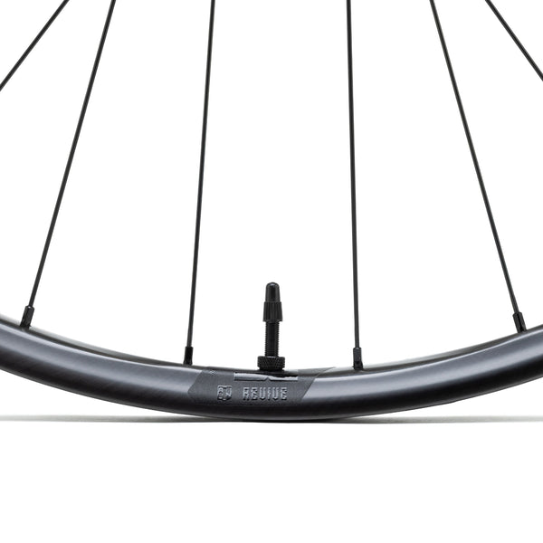 Revive 2.0 CR-Solix-700C-Front Wheel-Centerlock-Red Hub-Black Spoke-Bl ...