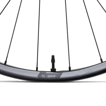 Whisp CR-Solix-700C-Front Wheel-Centerlock-Silver Hub-Black Spoke-Black Nipples-QR x 100